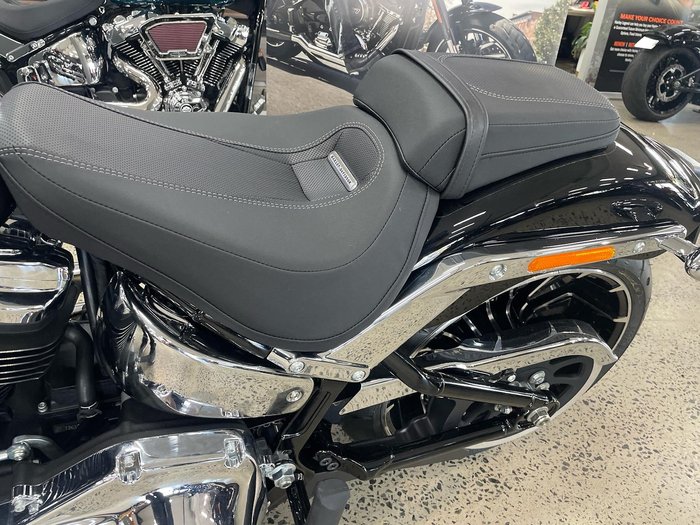2026 Harley-Davidson Breakout 117 (FXBR) Softail Black