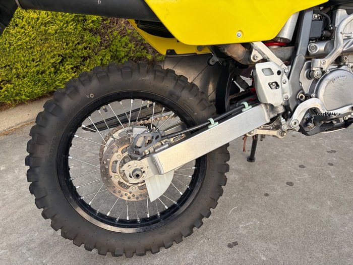 2019 Suzuki DR-Z400E Yellow