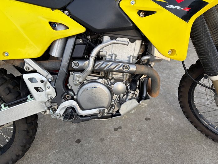 2019 Suzuki DR-Z400E Yellow