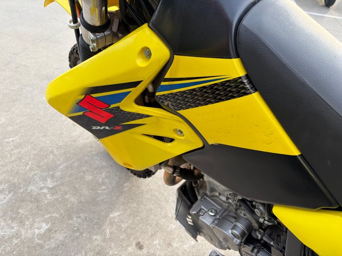 2019 Suzuki DR-Z400E Yellow