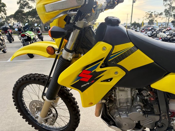 2019 Suzuki DR-Z400E Yellow