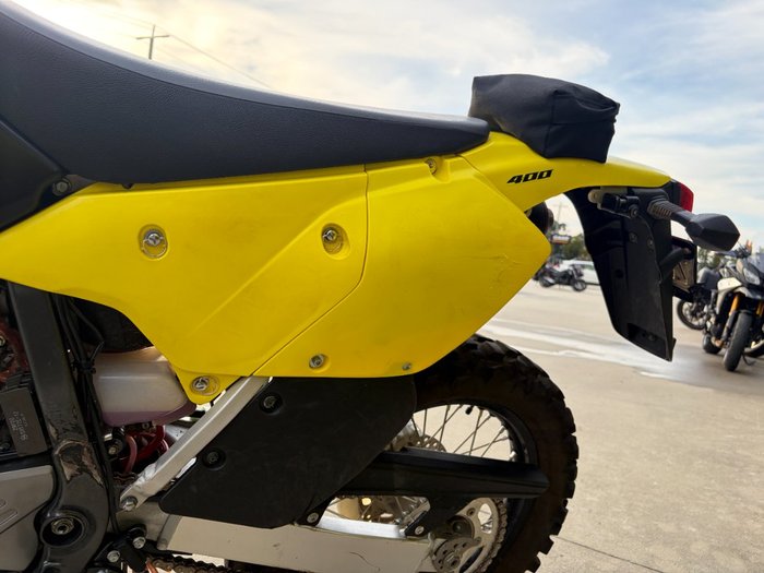 2019 Suzuki DR-Z400E Yellow