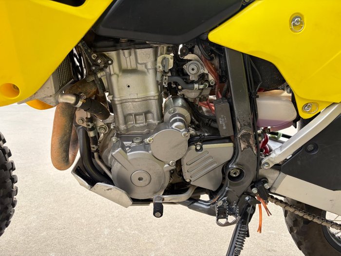 2019 Suzuki DR-Z400E Yellow