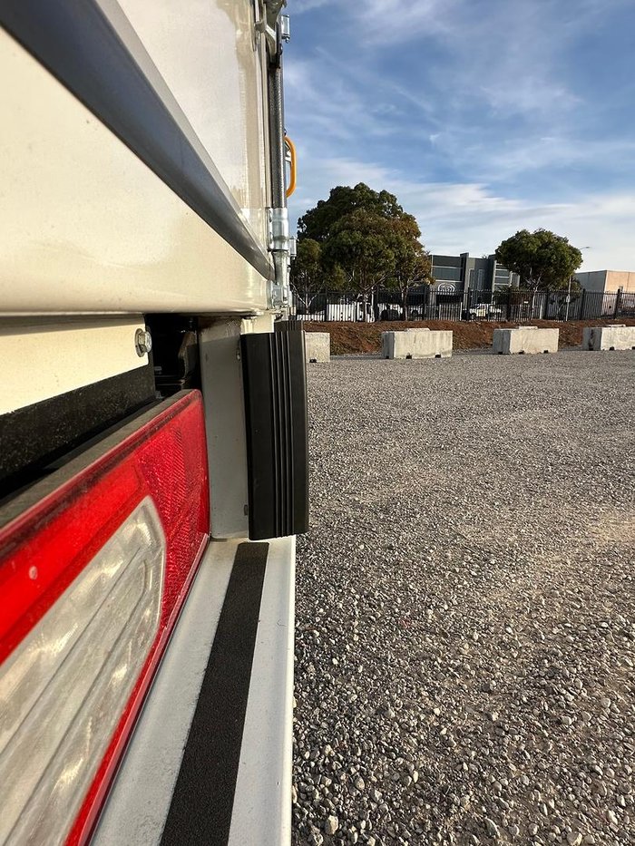2026 Isuzu N Series NQR 88/80-190 AM D42