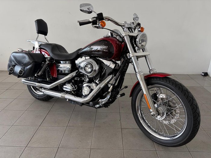 2012 Harley-Davidson Dyna Super Glide Custom 1584 (FXDC) Dyna Red