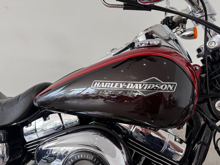 2012 Harley-Davidson Dyna Super Glide Custom 1584 (FXDC) Dyna Red