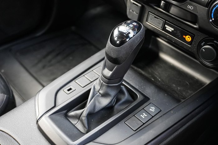 2023 Isuzu D-MAX LS-M