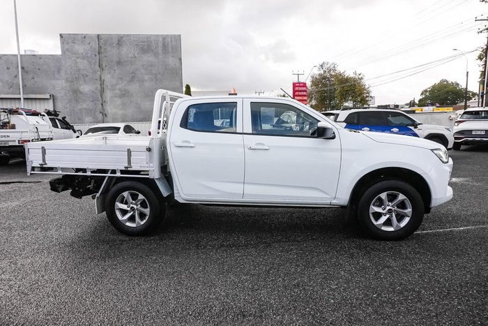 2023 Isuzu D-MAX LS-M