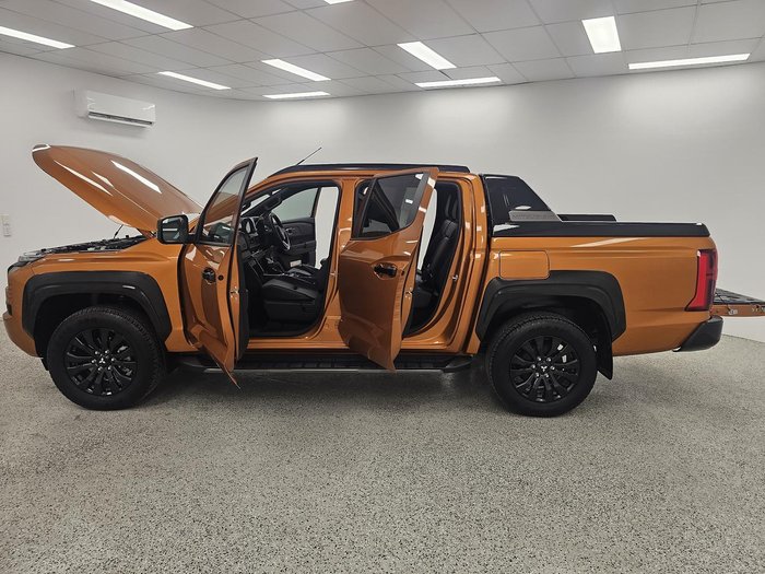 2024 Mitsubishi Triton GSR MV MY24 4X4 Dual Range Yamabuki Orange