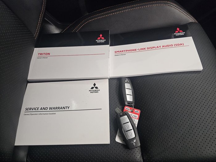 2024 Mitsubishi Triton GSR MV MY24 4X4 Dual Range Yamabuki Orange
