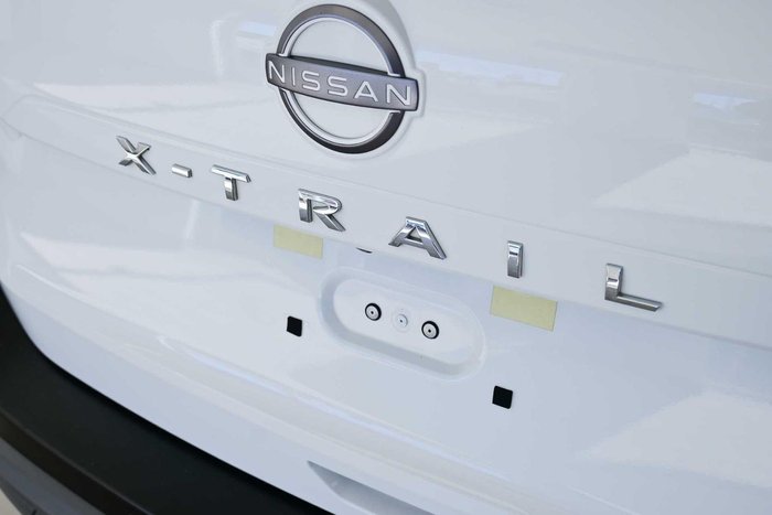 2024 Nissan X-TRAIL ST