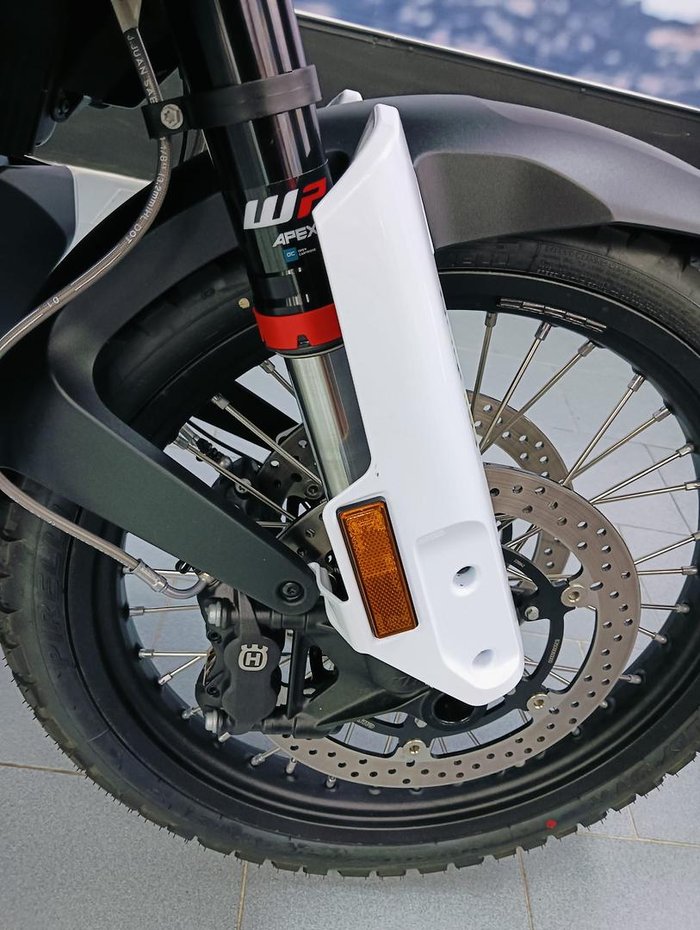 2024 Husqvarna Norden 901