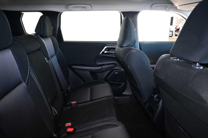 2025 Mitsubishi Outlander LS