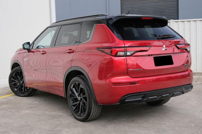 2025 Mitsubishi Outlander PHEV GSR