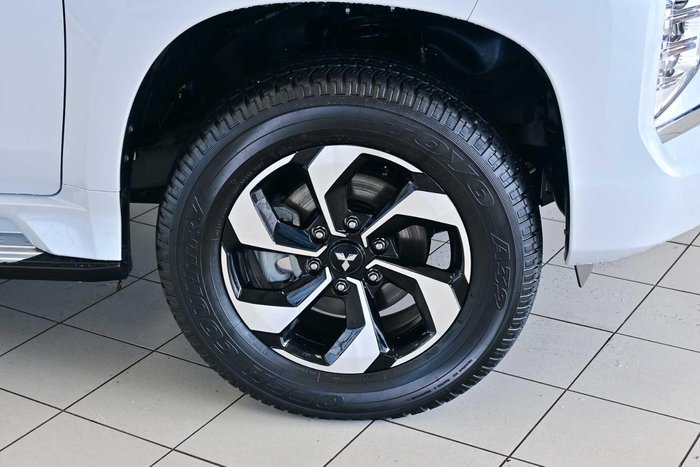 2025 Mitsubishi Pajero Sport Exceed