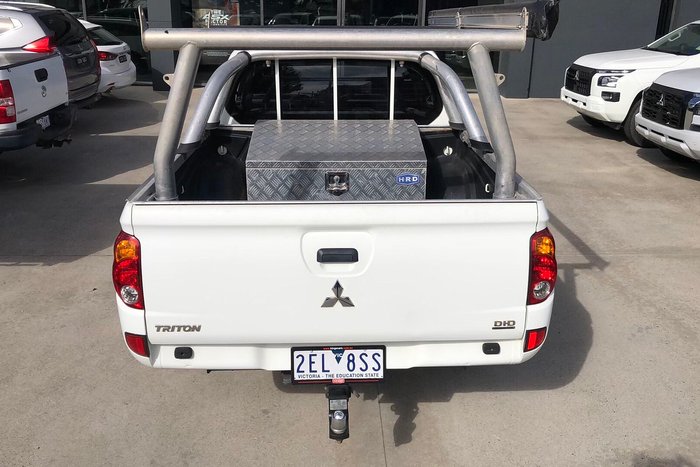 2014 Mitsubishi Triton GLX