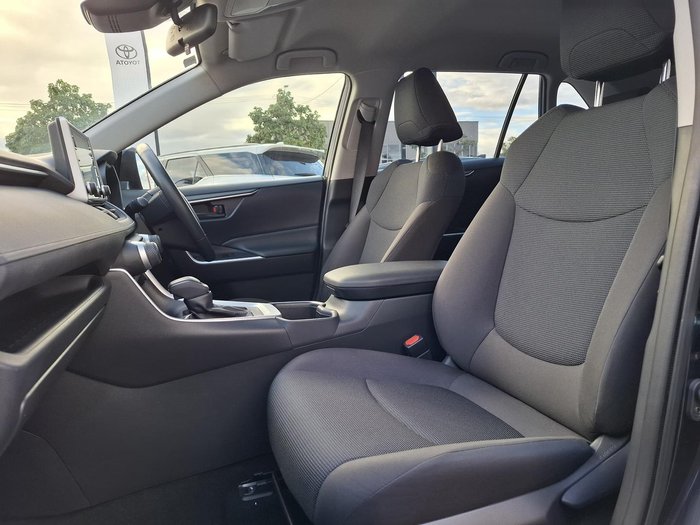 2022 Toyota RAV4 GX