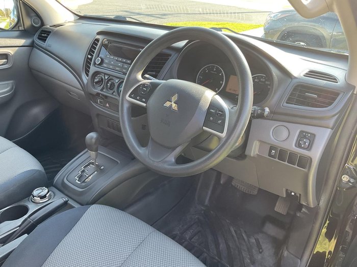 2016 Mitsubishi Triton GLX