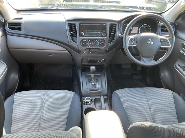 2016 Mitsubishi Triton GLX