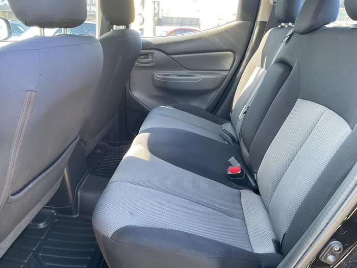 2016 Mitsubishi Triton GLX