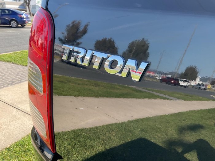 2016 Mitsubishi Triton GLX