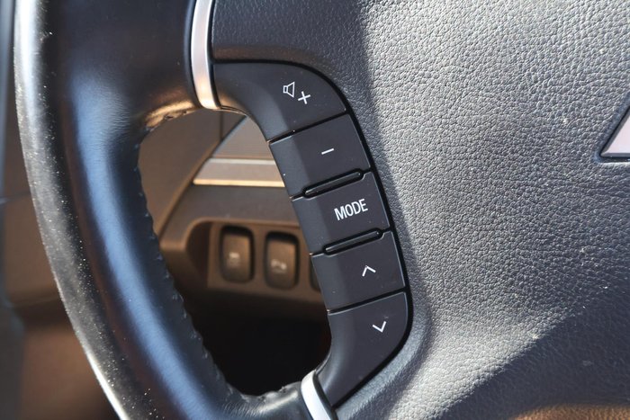 2011 Mitsubishi Pajero GLS