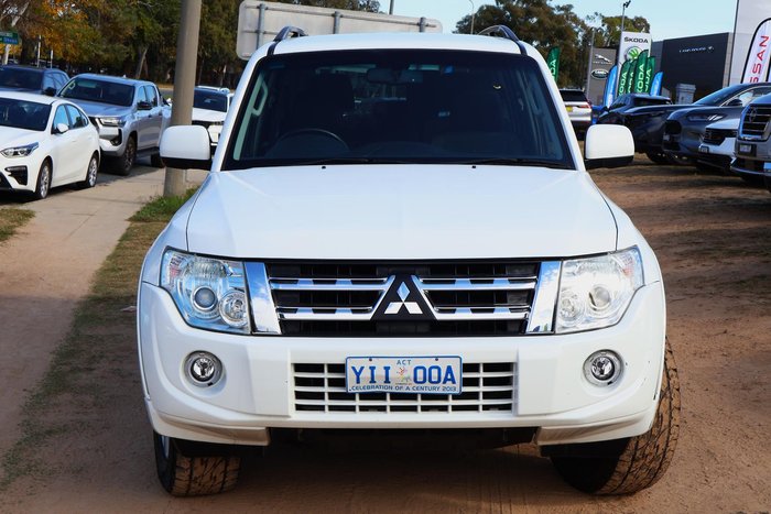 2011 Mitsubishi Pajero GLS