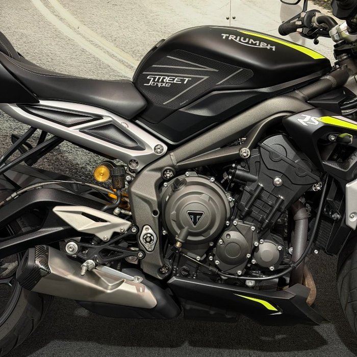 2022 Triumph SPEED TRIPLE 1200 RS Grey