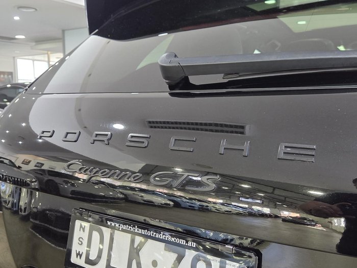 2016 Porsche Cayenne GTS