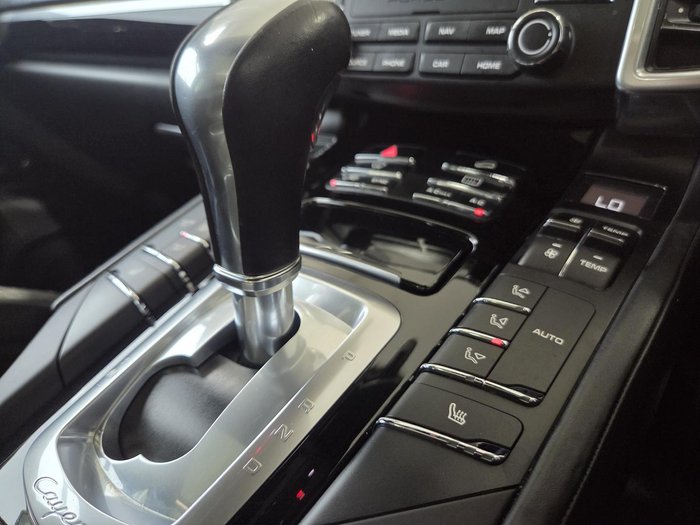 2016 Porsche Cayenne GTS