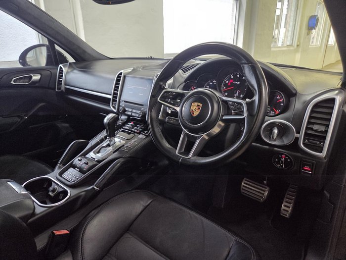2016 Porsche Cayenne GTS