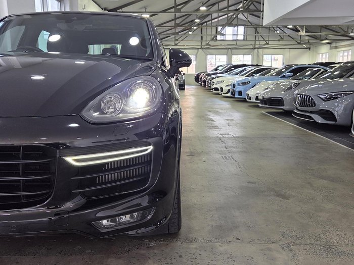 2016 Porsche Cayenne GTS