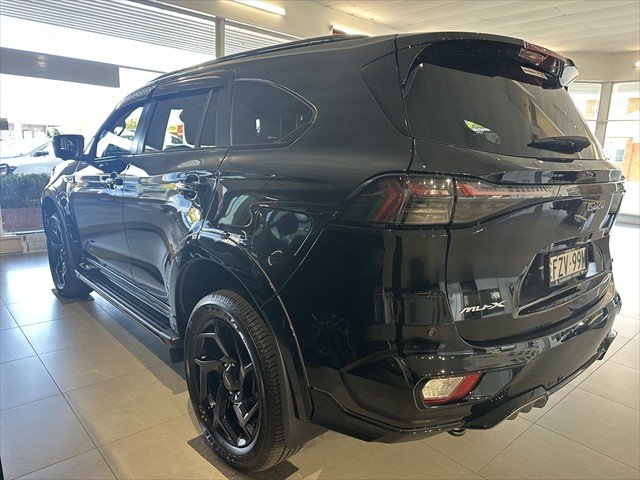 2026 ISUZU MU-X XT