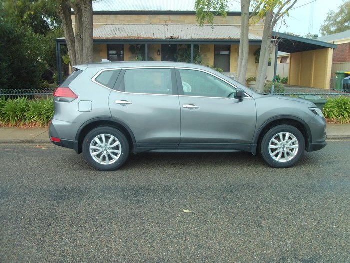 2021 Nissan X-TRAIL ST