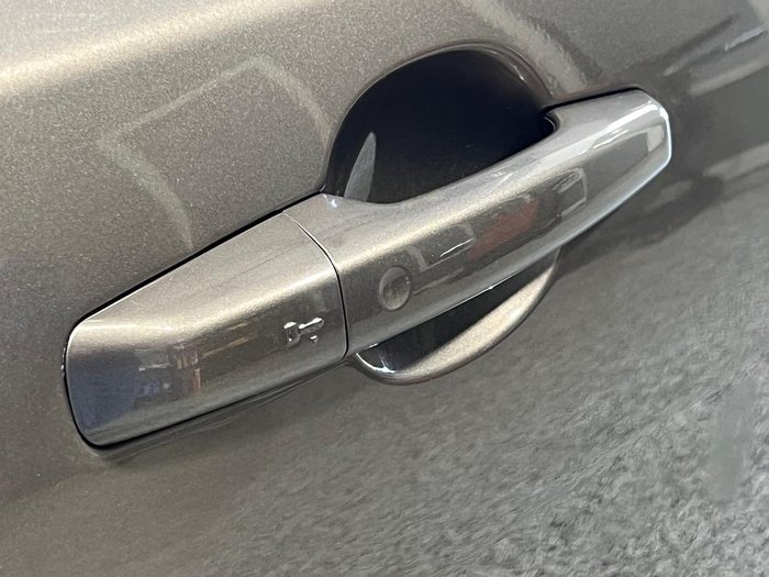 2016 Jaguar XF 25t Portfolio