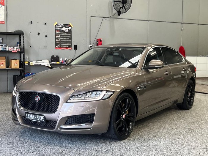 2016 Jaguar XF 25t Portfolio