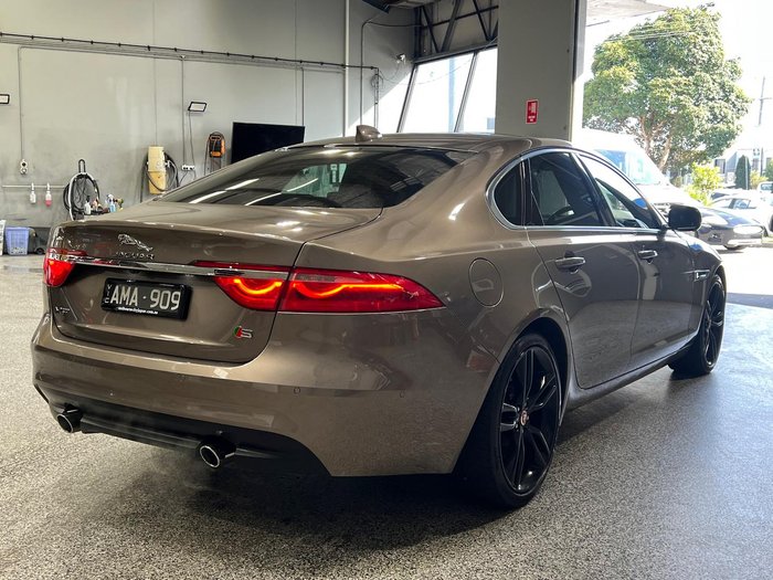 2016 Jaguar XF 25t Portfolio