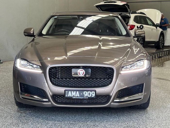 2016 Jaguar XF 25t Portfolio