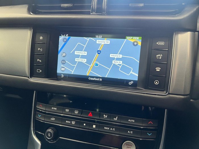 2016 Jaguar XF 25t Portfolio