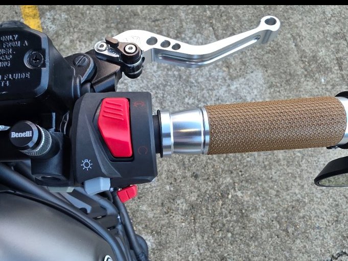 2023 Benelli LEONCINO 800 TRAIL GREY