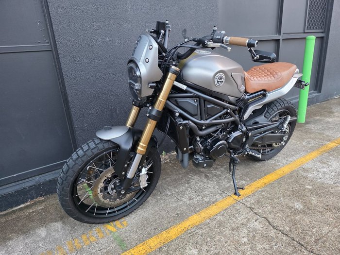 2023 Benelli LEONCINO 800 TRAIL GREY