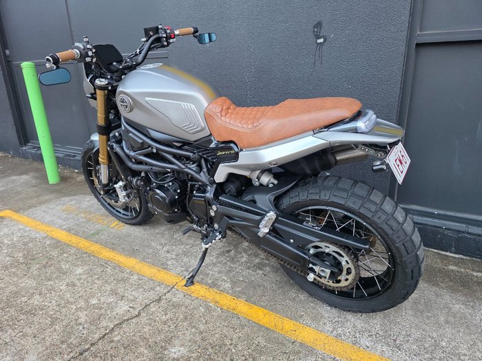 2023 Benelli LEONCINO 800 TRAIL GREY