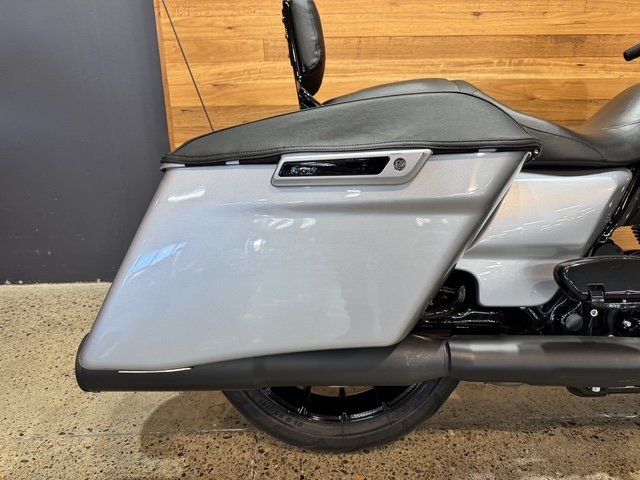 2019 HARLEY-DAVIDSON FLHXS STREET GLIDE SPECIAL
