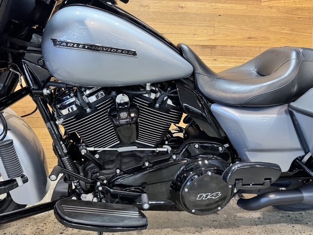 2019 HARLEY-DAVIDSON FLHXS STREET GLIDE SPECIAL