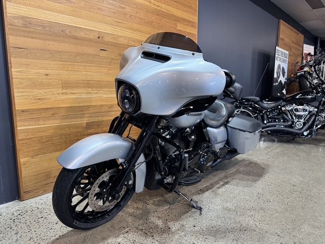 2019 HARLEY-DAVIDSON FLHXS STREET GLIDE SPECIAL