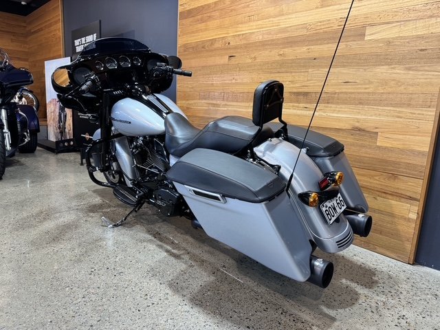 2019 HARLEY-DAVIDSON FLHXS STREET GLIDE SPECIAL
