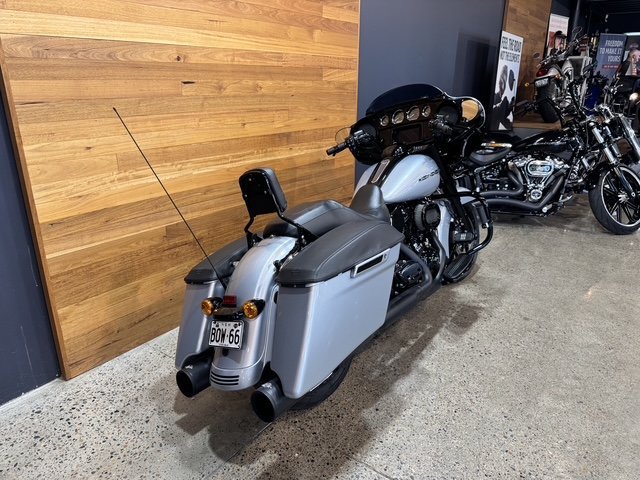 2019 HARLEY-DAVIDSON FLHXS STREET GLIDE SPECIAL