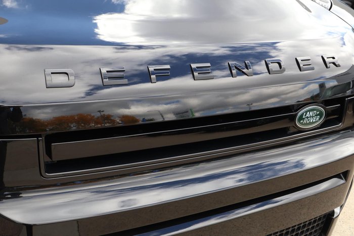 2025 Land Rover Defender 110 D350 X-Dynamic SE
