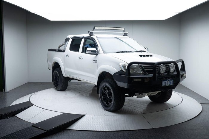 2014 Toyota Hilux SR5