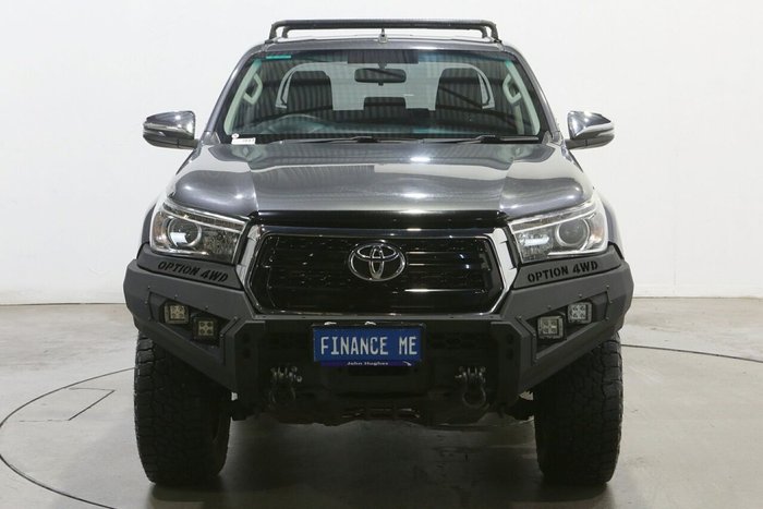 2019 Toyota Hilux SR5
